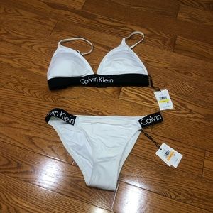 The top is as medium and the bottom is a small.